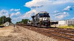 NS 4640 leading an empty blade train solo